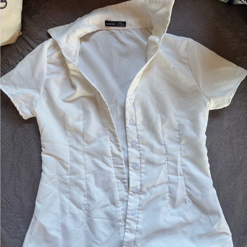 SHEIN Classic White Button-Down Shirt